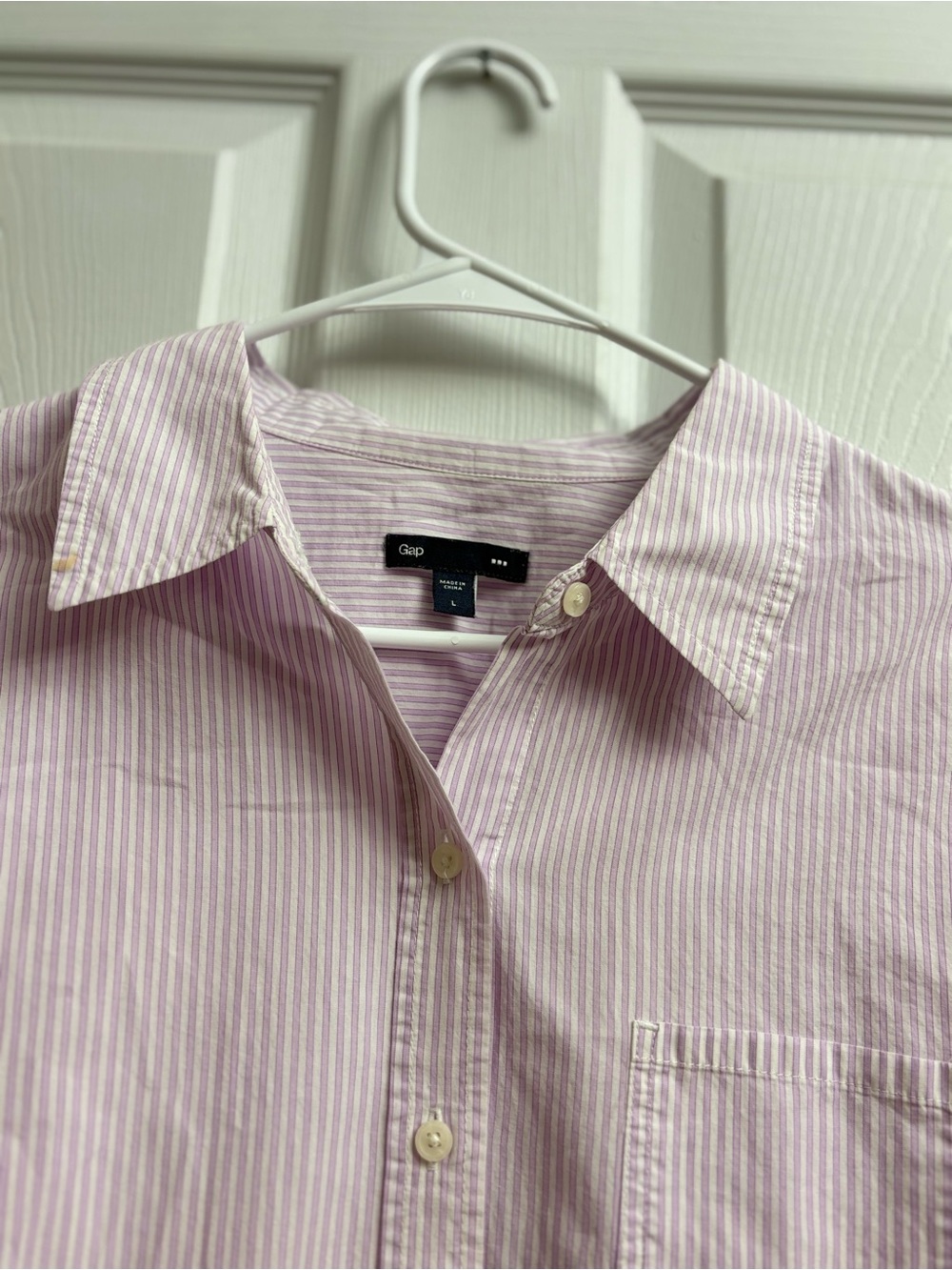 Women’s Gap Striped Button Down Blouse - Picture 3 of 7